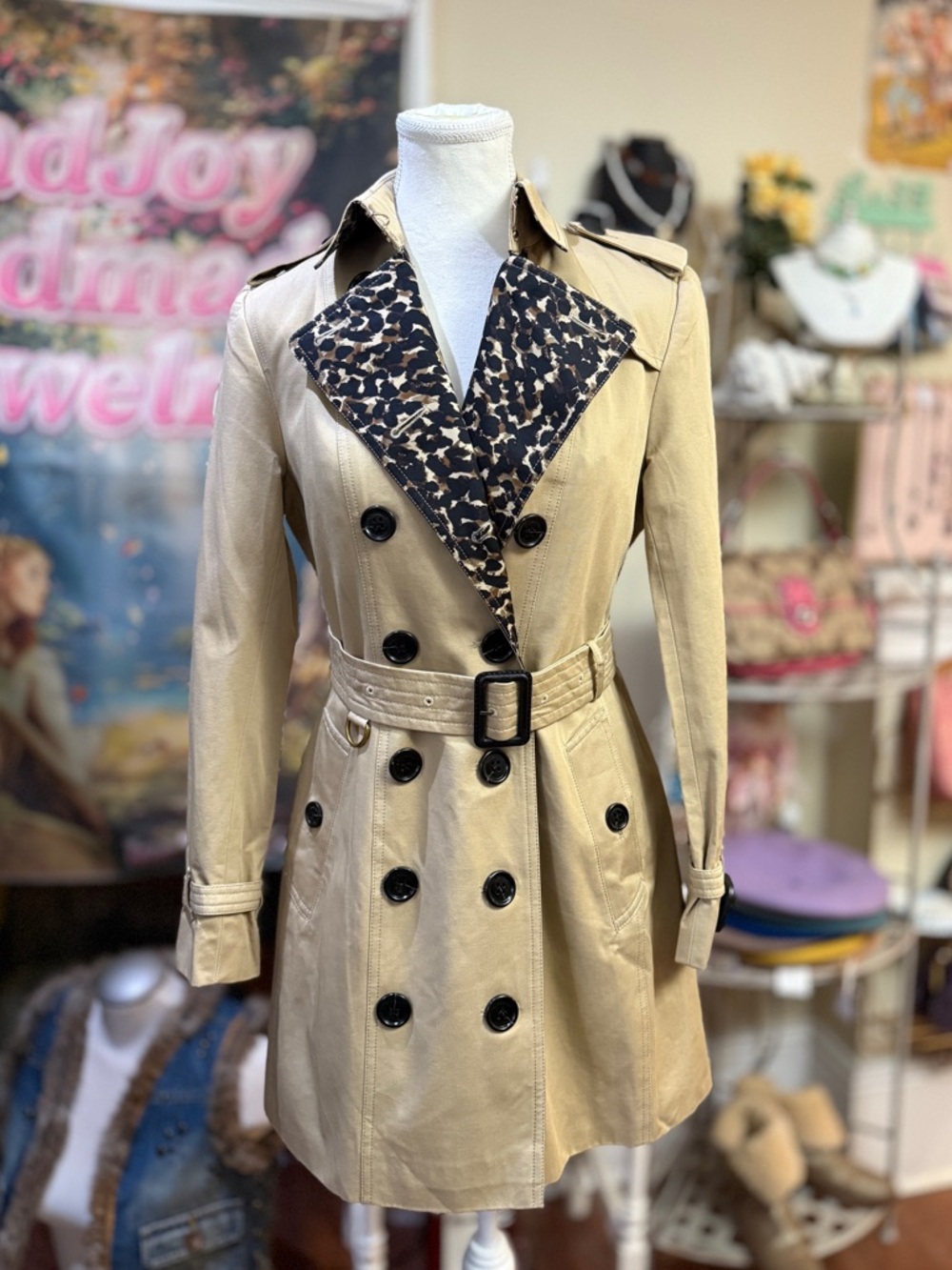 Burberry Beige Trench Coat with Leopard-Print Contrast Lapel